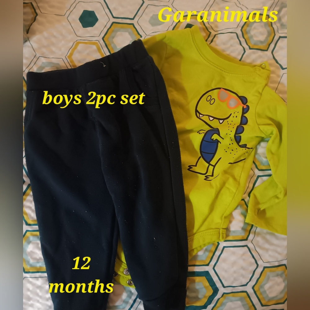 Boys 2pc Garanimals 12 months